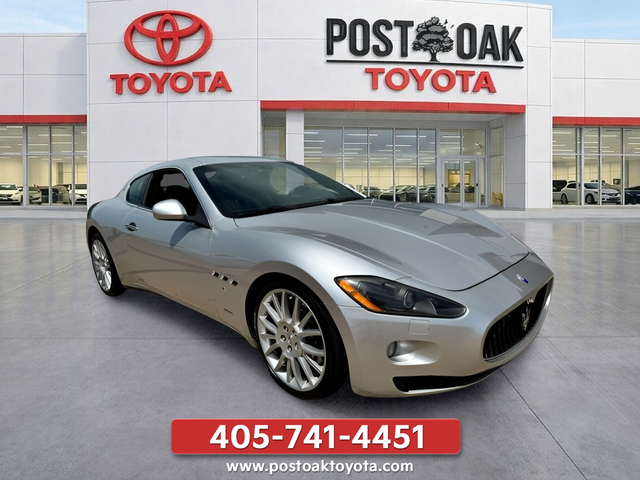 Used 2009 Silver Maserati S image 2