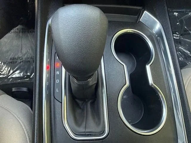 Used 2022 Summit White Chevrolet LS image 29