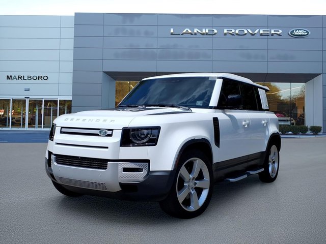 2024 Land Rover Defender 110 SE
