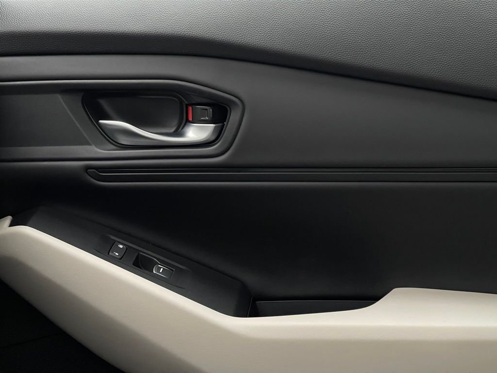 Used 2024 White Honda EX image 38