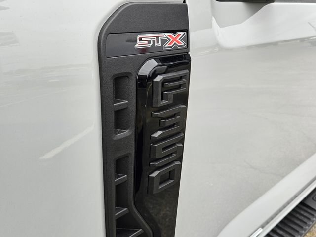2026 Ford F-350 Super Duty XL - Photo 11