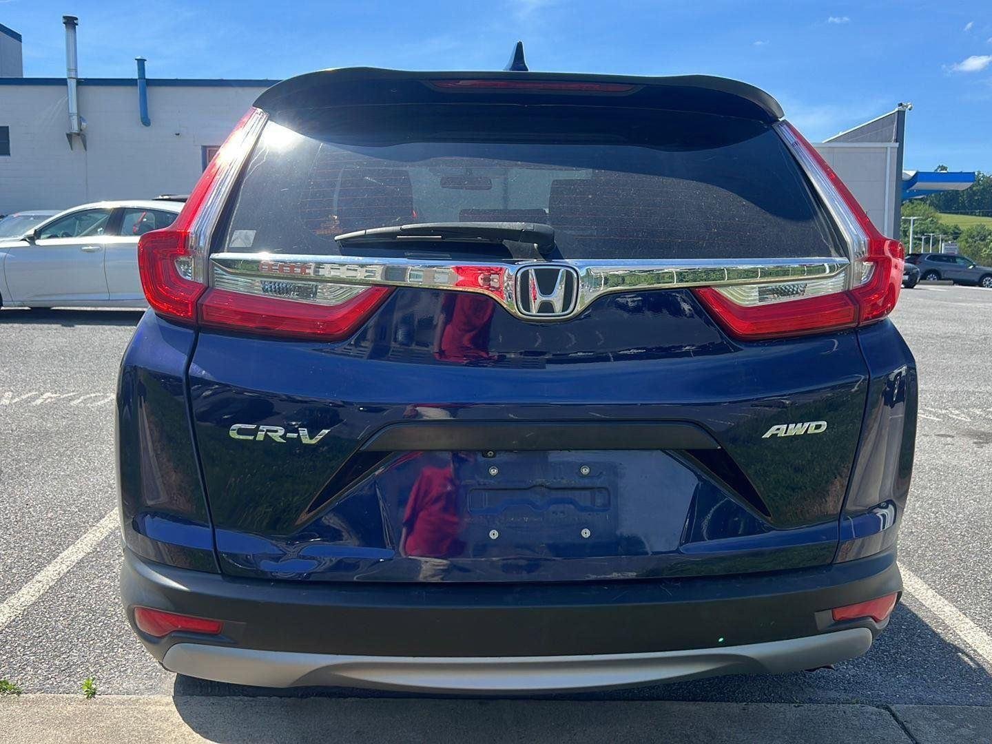Used 2019 Obsidian Blue Pearl Honda LX image 4