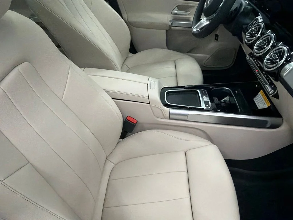 New 2026 Black Mercedes-Benz GLB 250 image 29