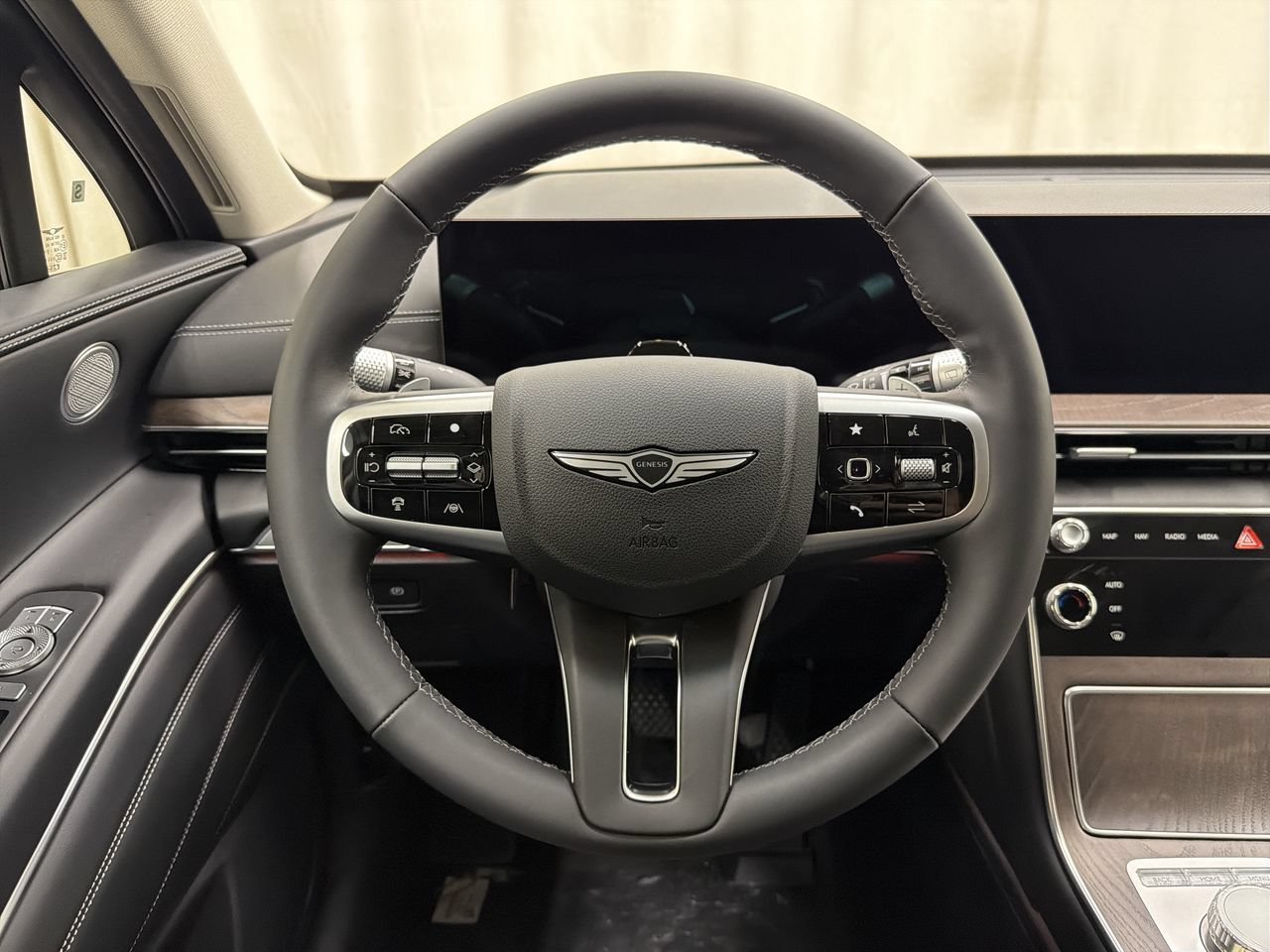 New 2026 Capri Blue Genesis 2.5T SELECT image 16