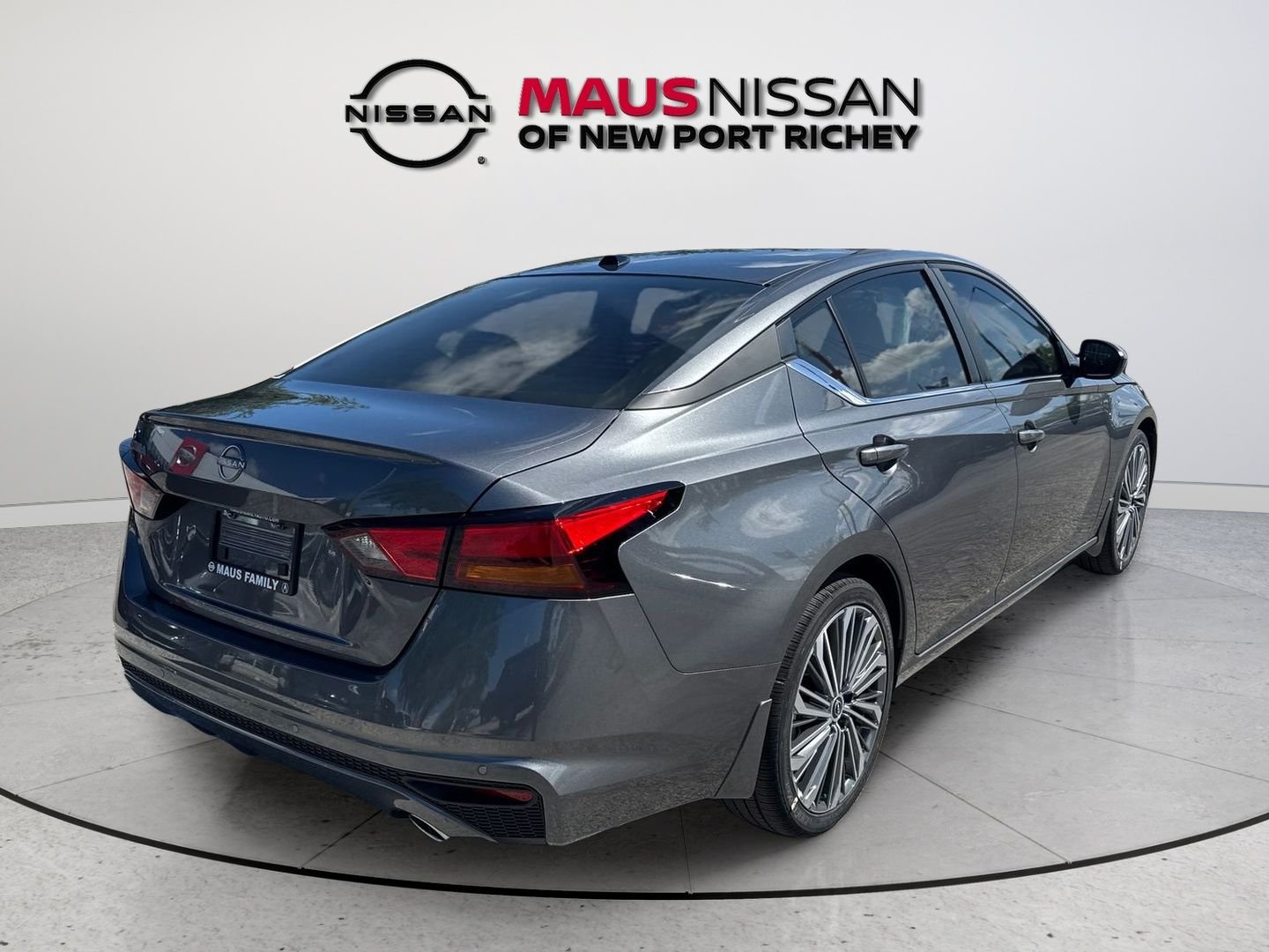 New 2026 Gray Nissan 2.5 SV image 8