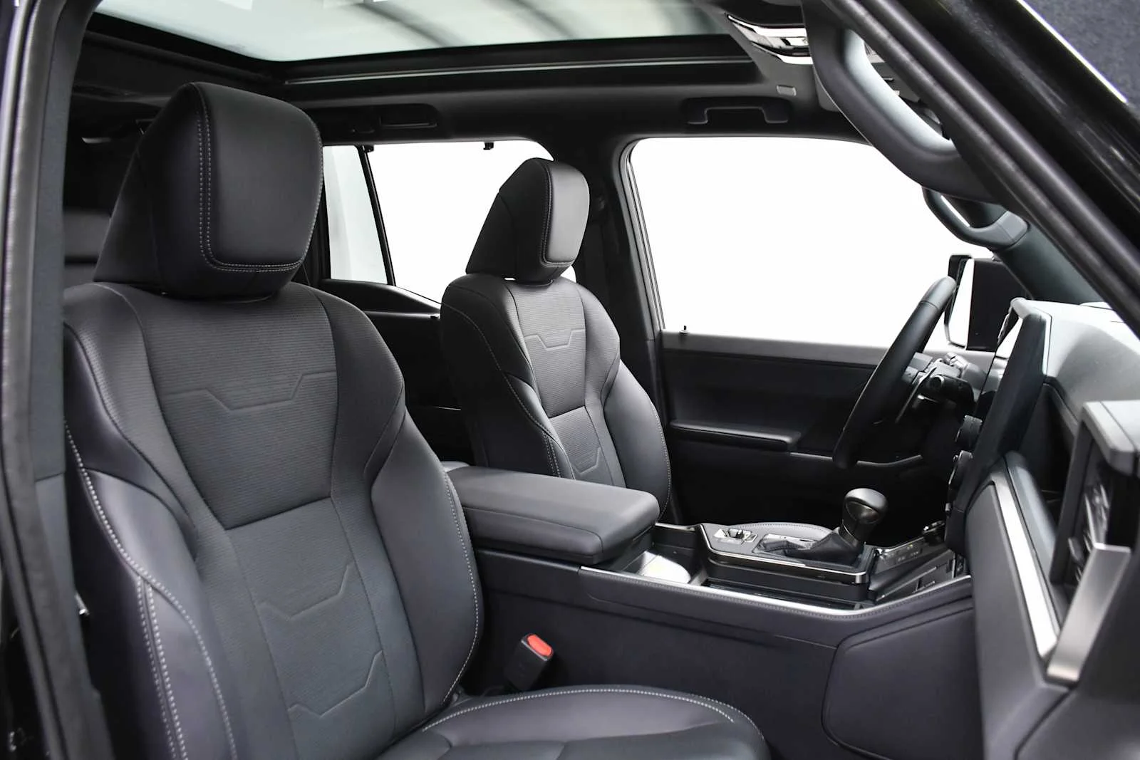 Certified Used 2026 CAVIAR Lexus Luxury+ image 22