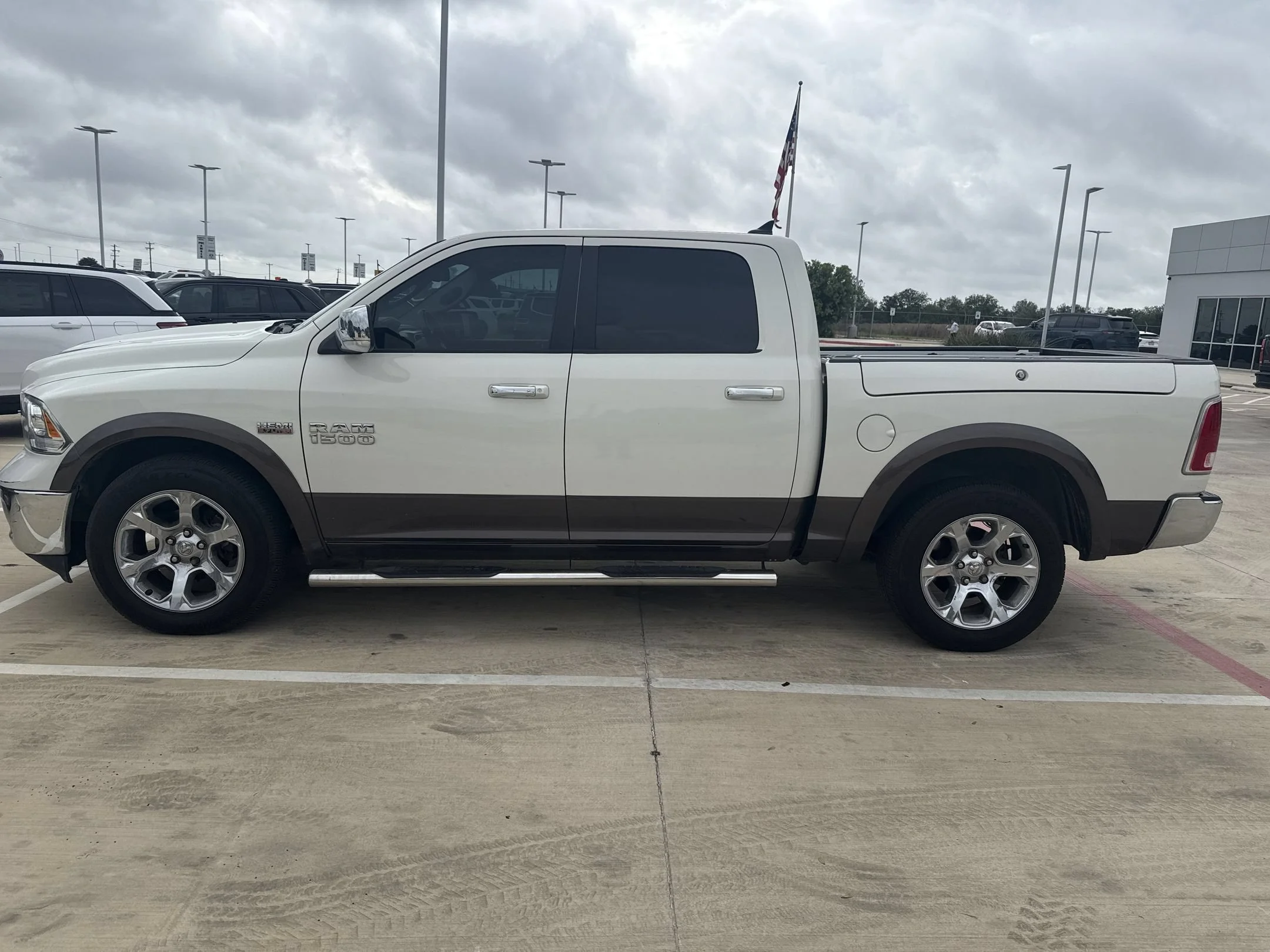 Used 2018 White Ram Laramie image 5