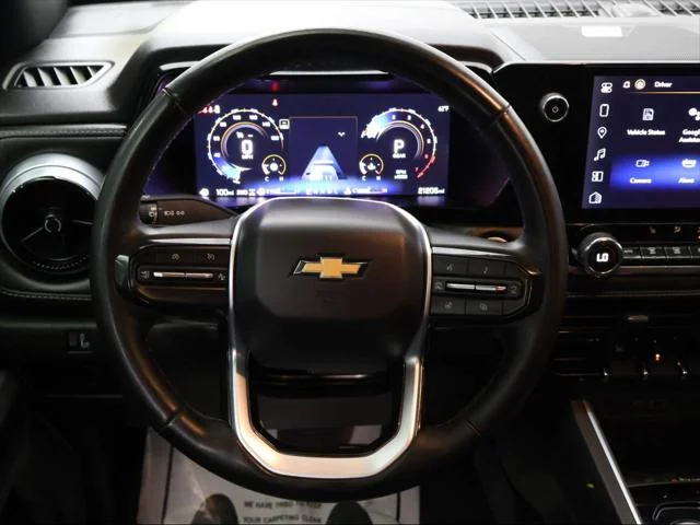 Used 2024 Summit White Chevrolet LT image 11