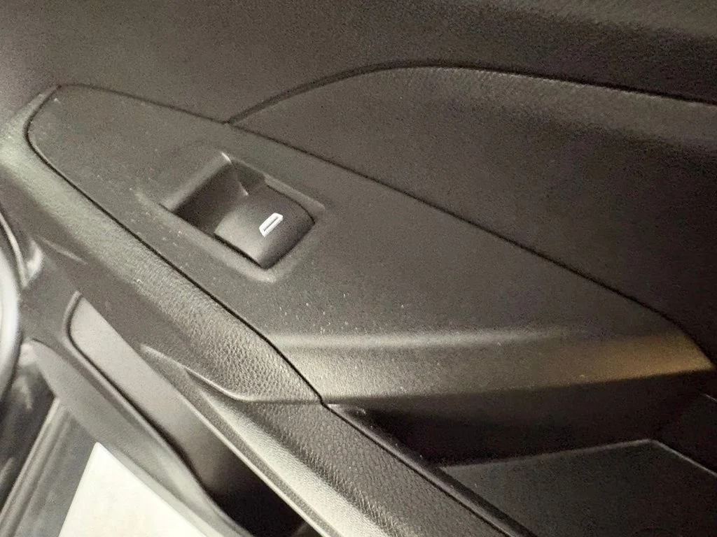 Used 2025 Black Chevrolet LT image 16
