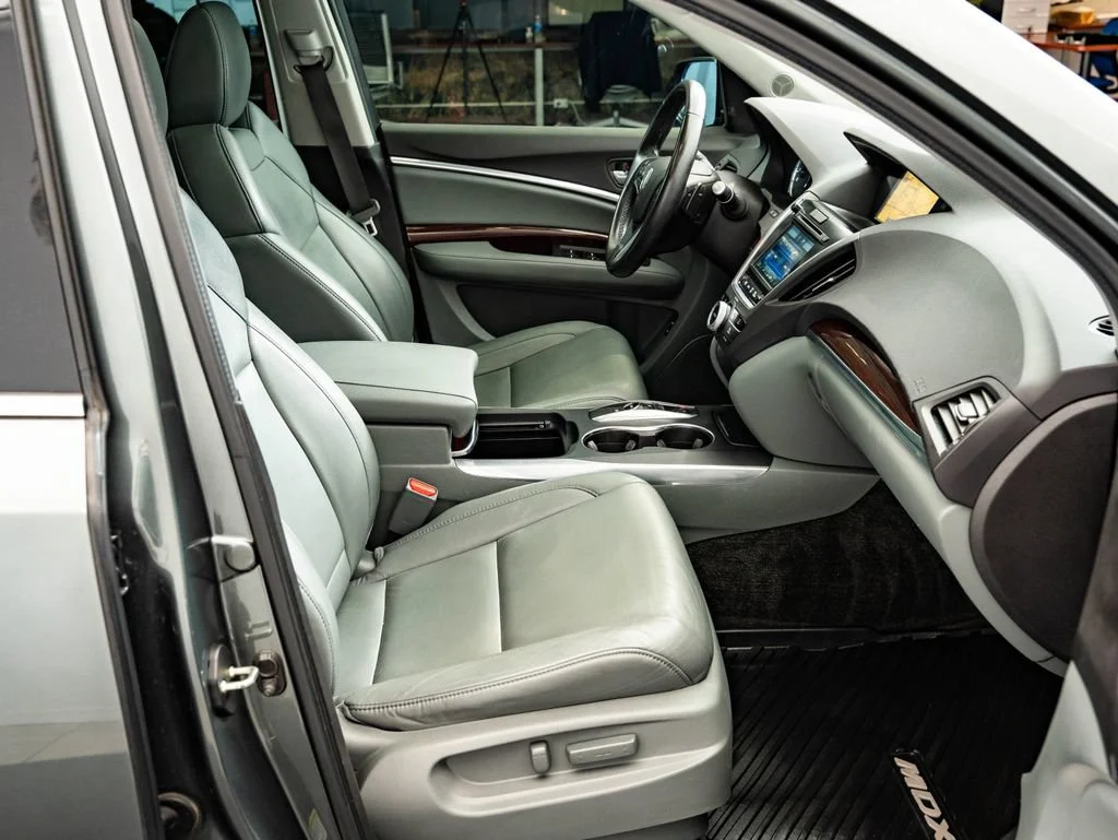 Used 2016 Gray Acura 3.5L image 23
