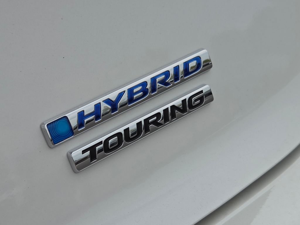 New 2026 Platinum White Pearl Honda Touring image 20