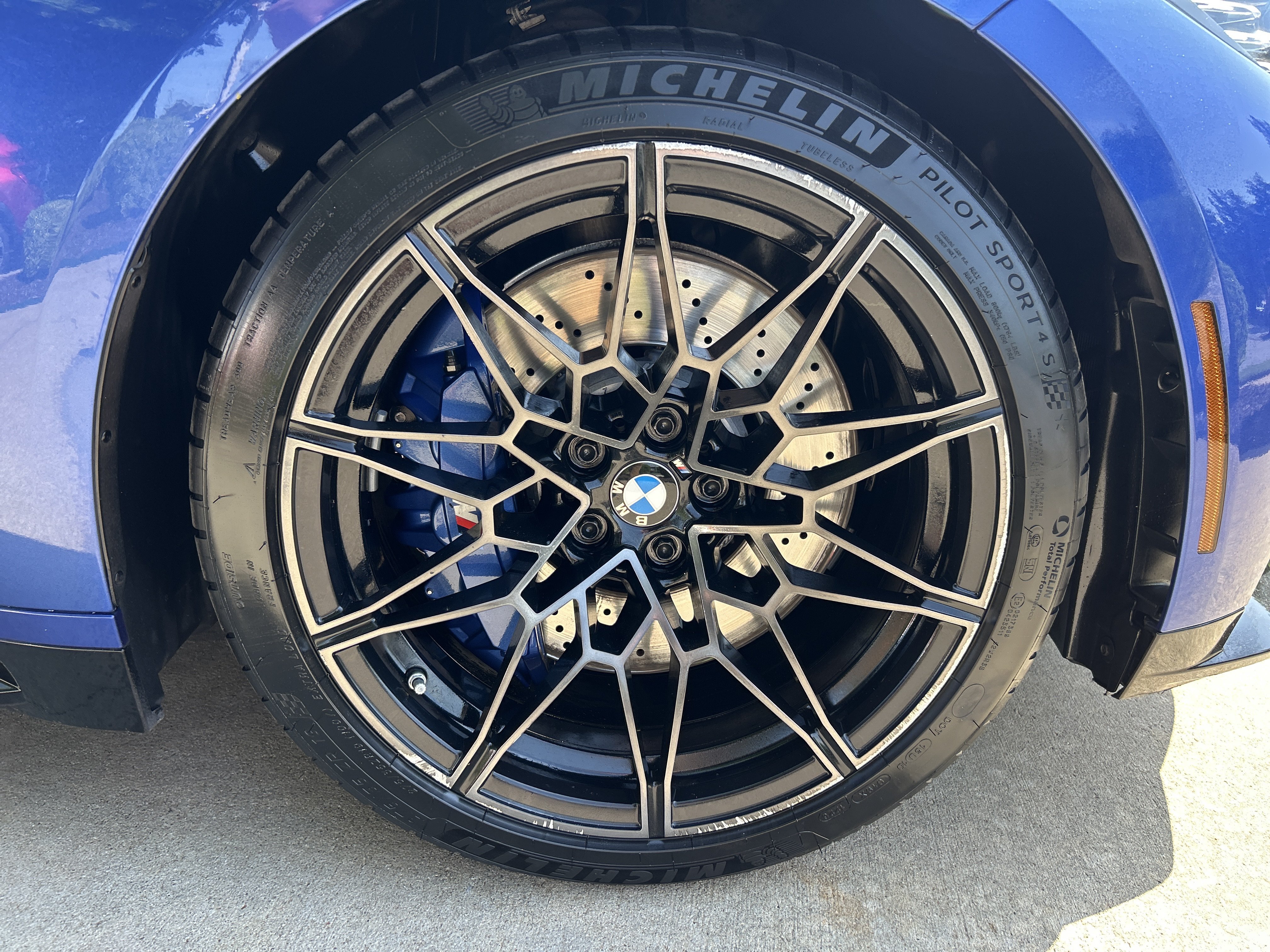 Used 2022 Portimao Blue Metallic BMW Competition xDrive image 23