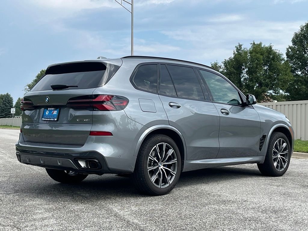 Used 2026 Gray BMW xDrive40i image 7