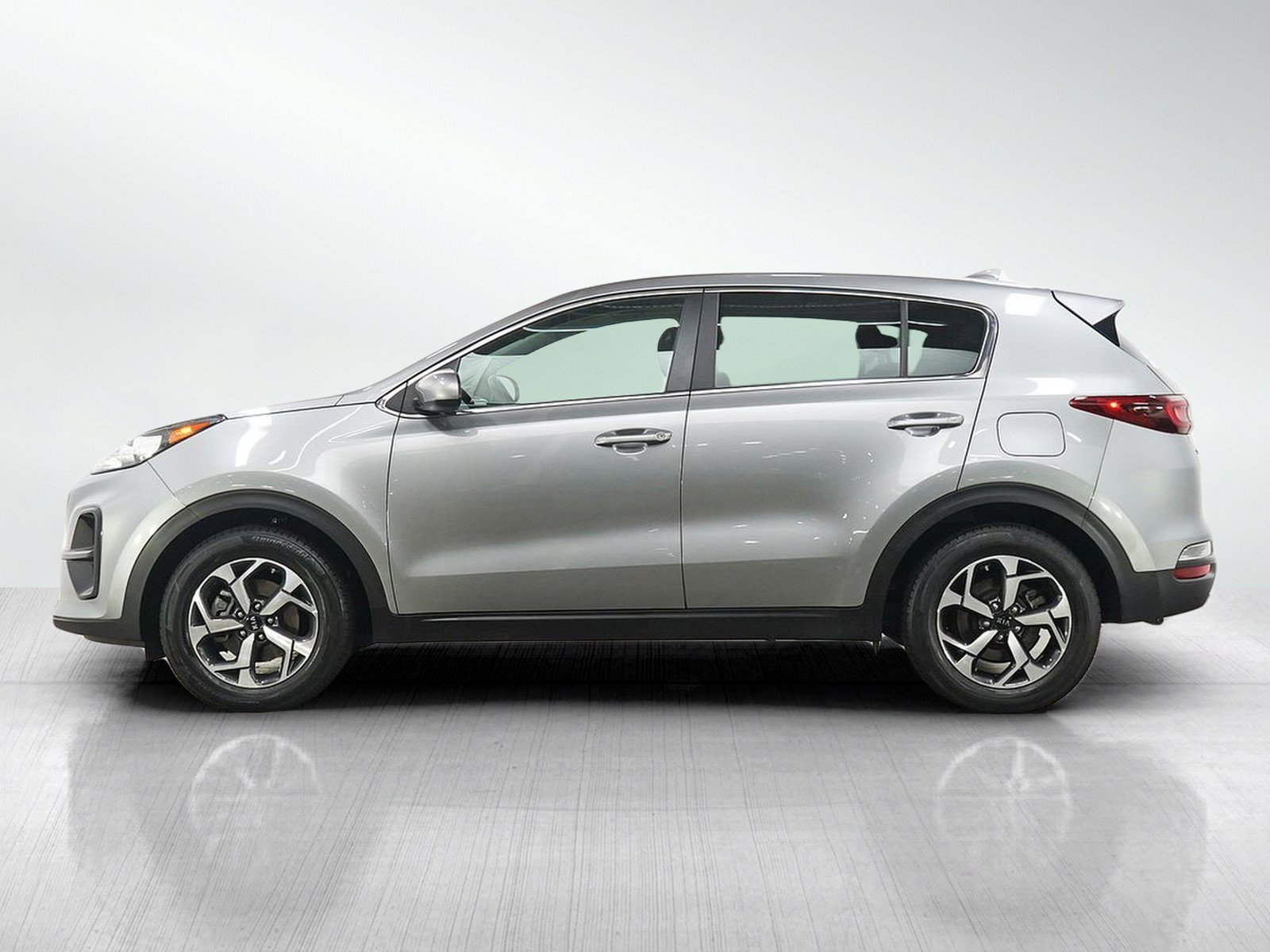 Used 2021 Kia Sportage LX with VIN KNDPM3AC7M7898087 for sale in White Bear Lake, Minnesota