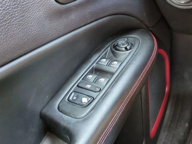 Used 2018 Black Jeep Trailhawk image 24