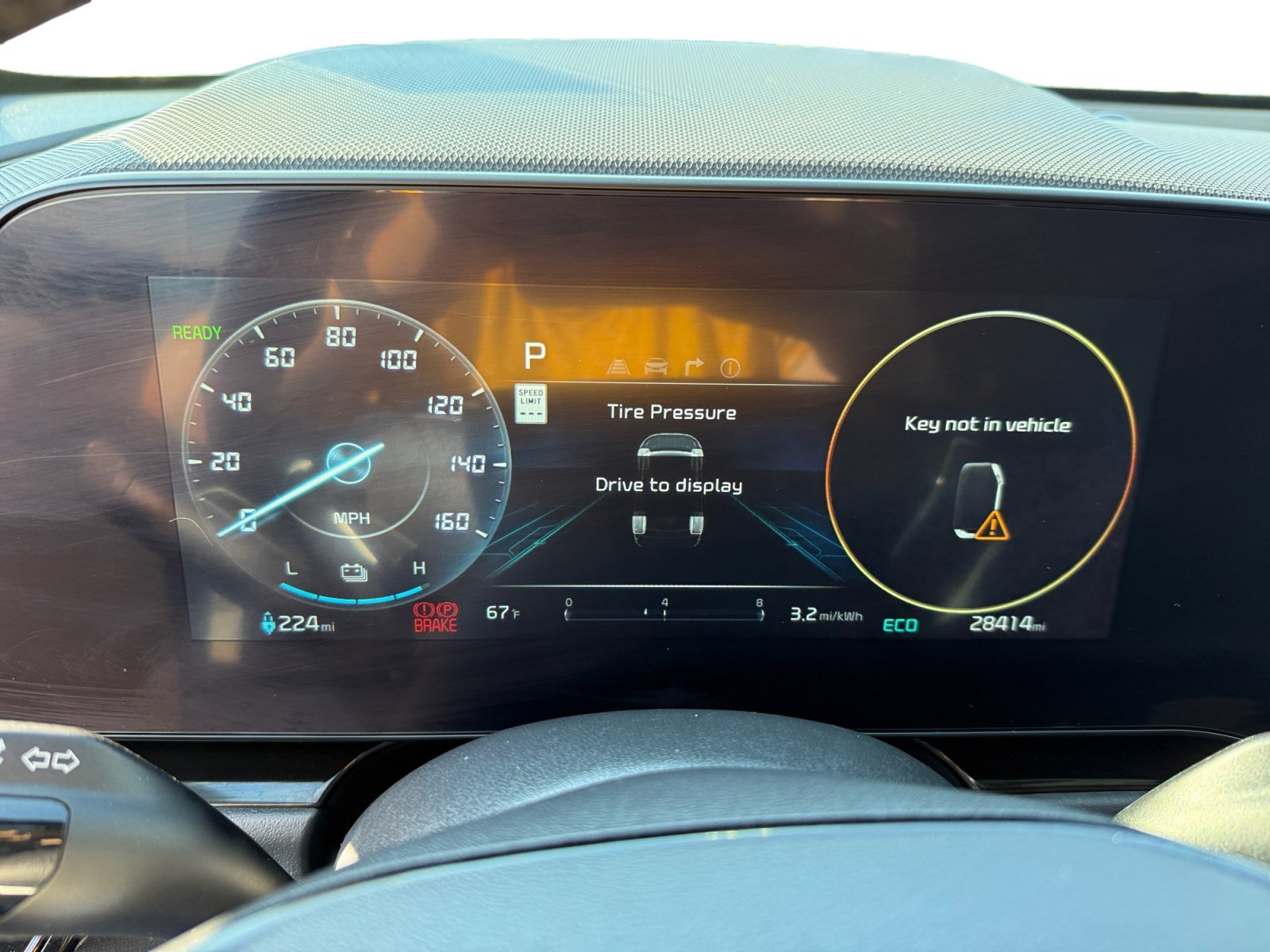 Used 2023 Aurora Black Kia Wind image 11