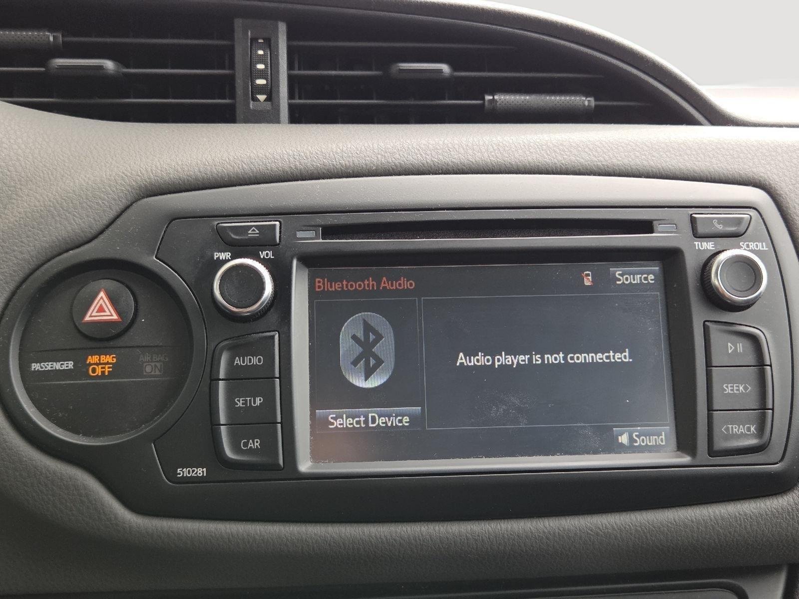 Used 2018 Ice Cap Toyota L image 28