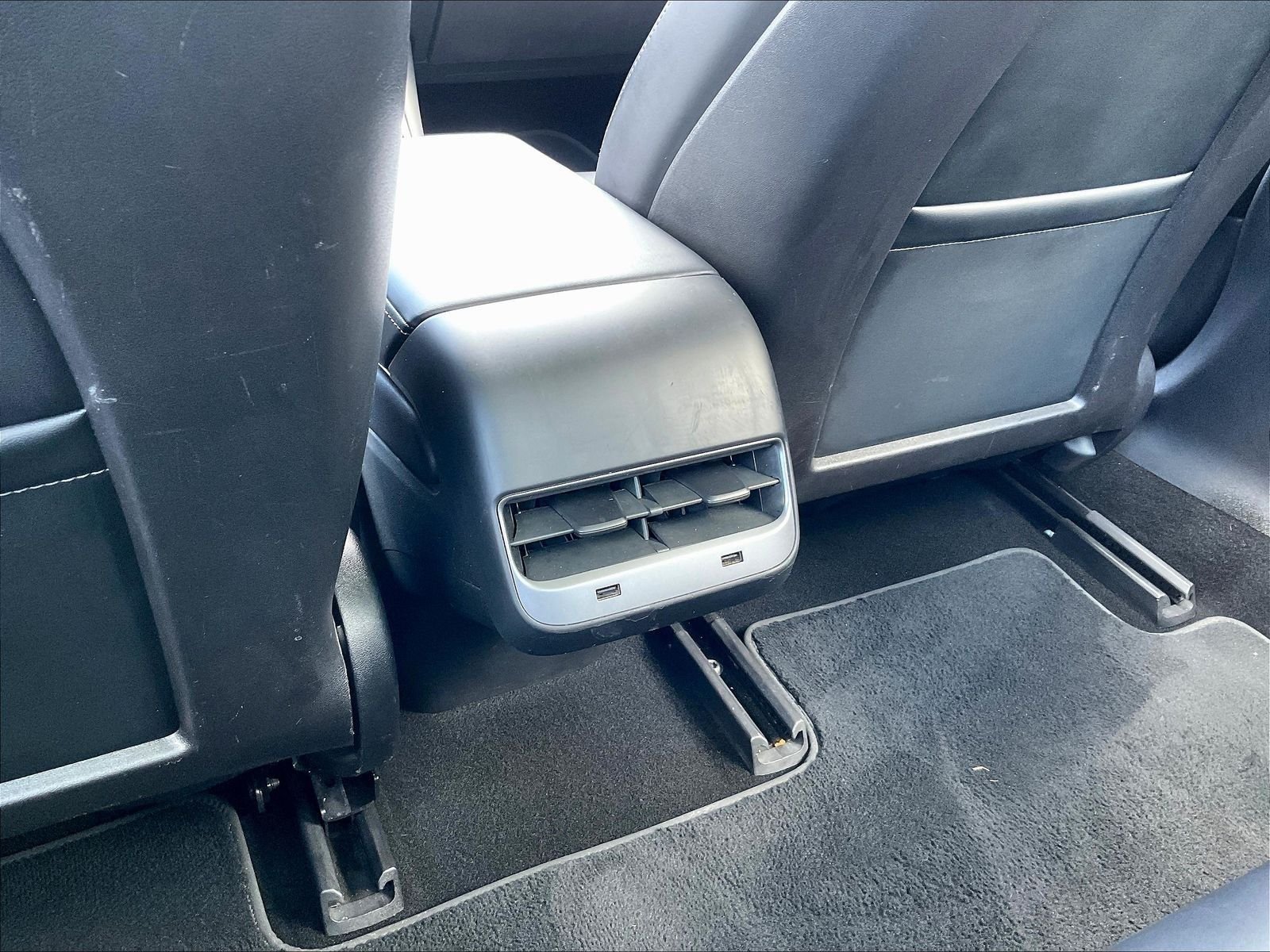 Used 2018 White Tesla Long Range image 12