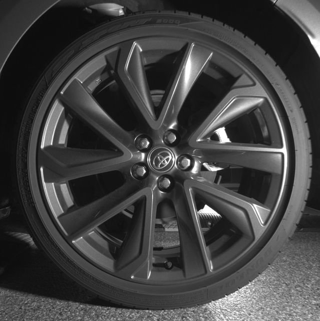 Used 2025  Toyota SE image 21