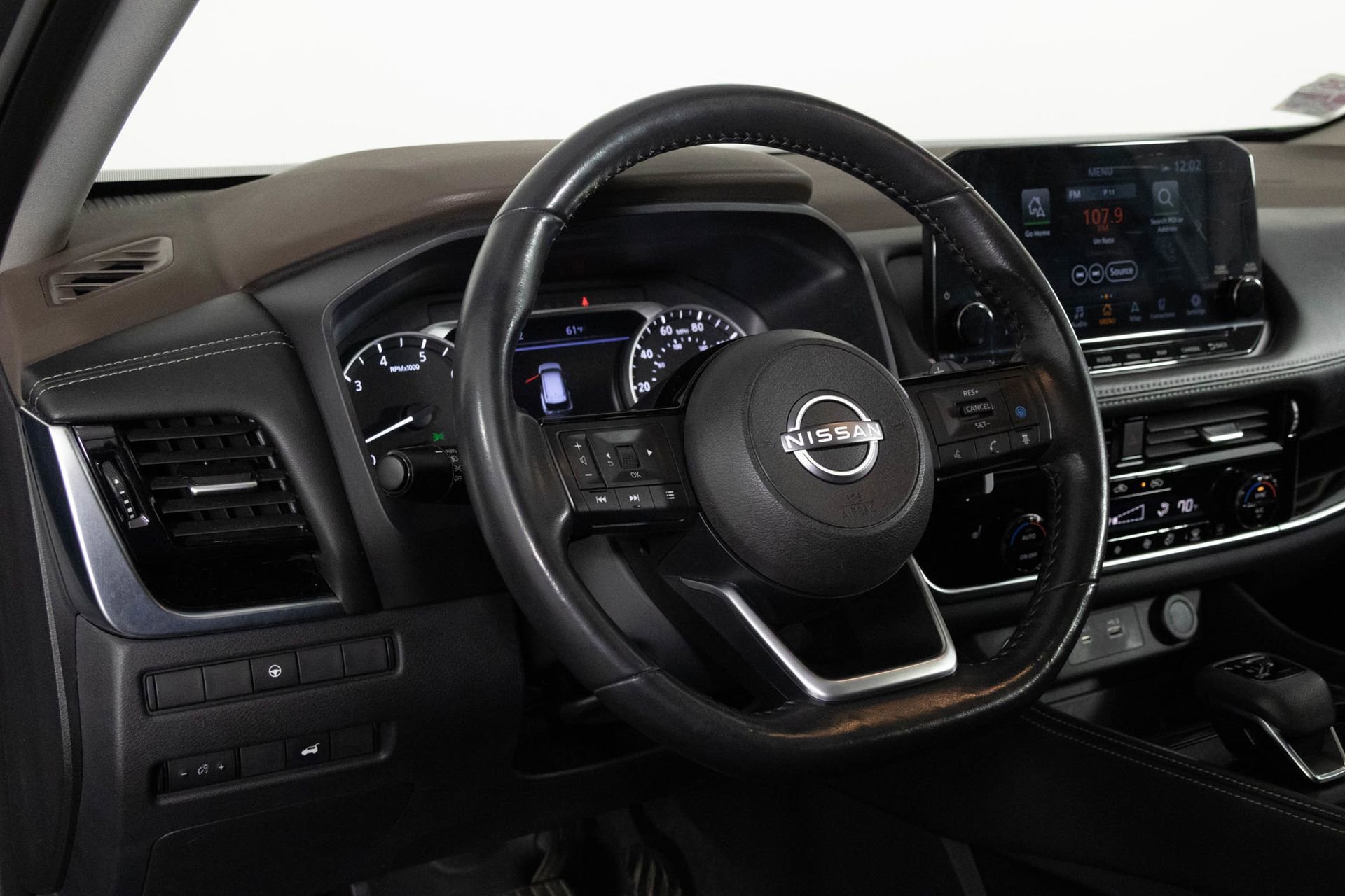 2023 NISSAN ROGUE - Image 33