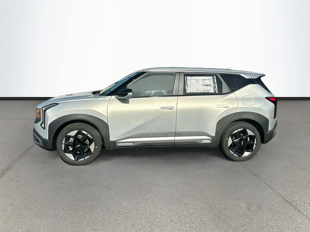 New 2027 Ivory Silver Kia S image 4