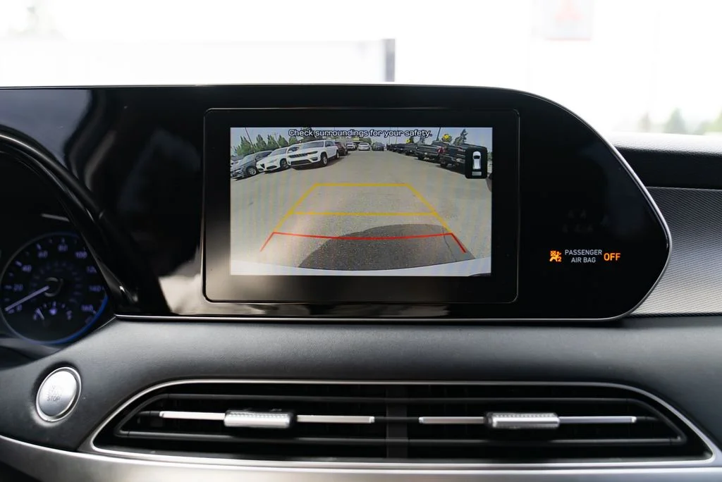 Used 2020 White Hyundai SEL image 16