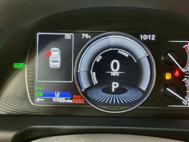 Used 2022 Iridium Lexus 300h image 12