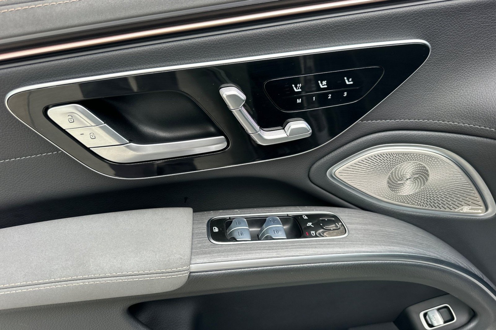 Used 2022 SELENITE GREY MAGNO Mercedes-Benz EQS 580 image 12
