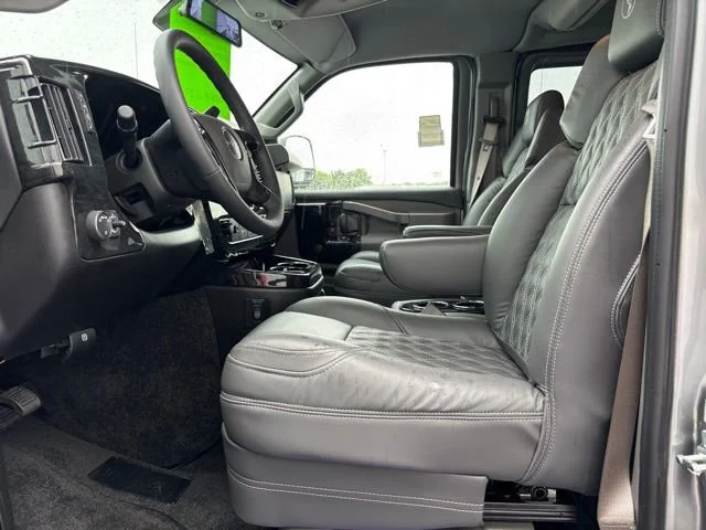 2026 GMC Savana Cargo Work Van - Photo 16
