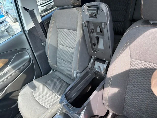 Used 2019 Blue Emerald Metallic GMC SLE image 30