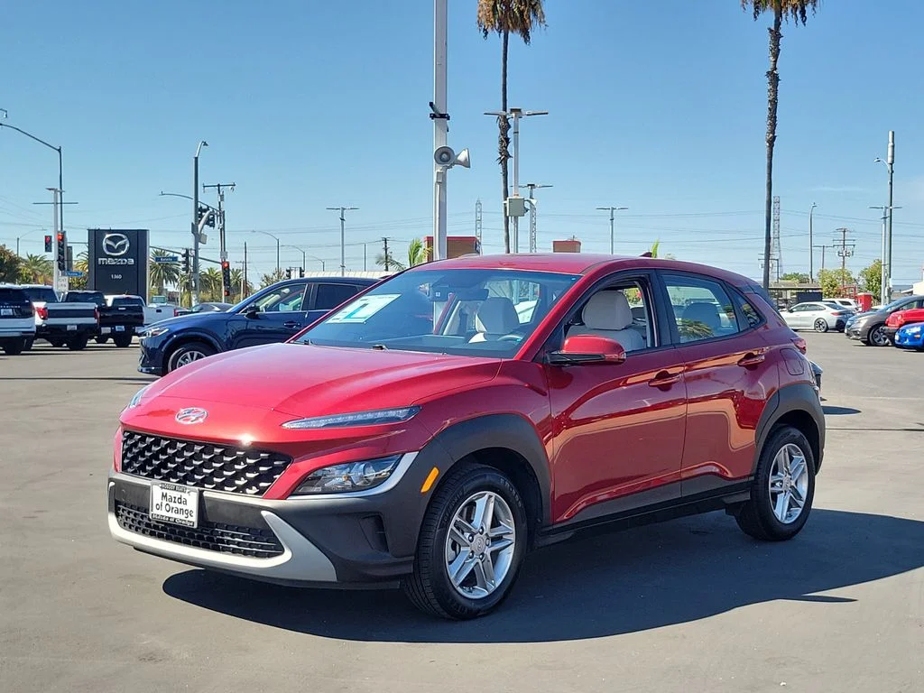Used 2023 Red Hyundai SE image 32