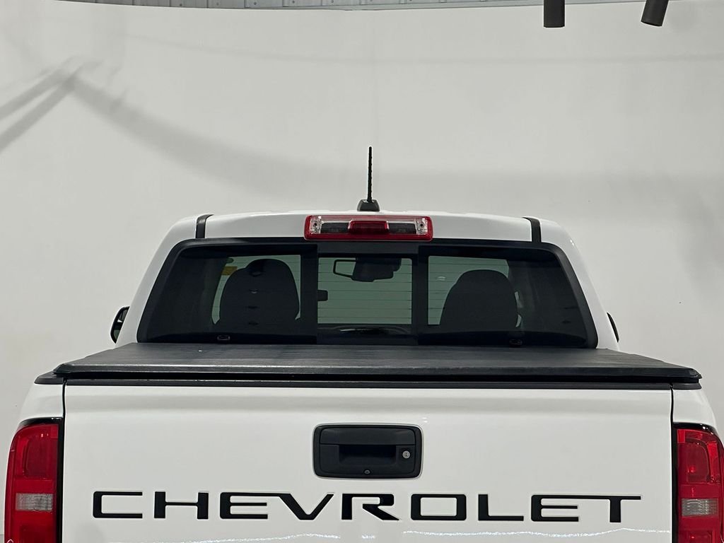 Used 2021 White Chevrolet Z71 image 13
