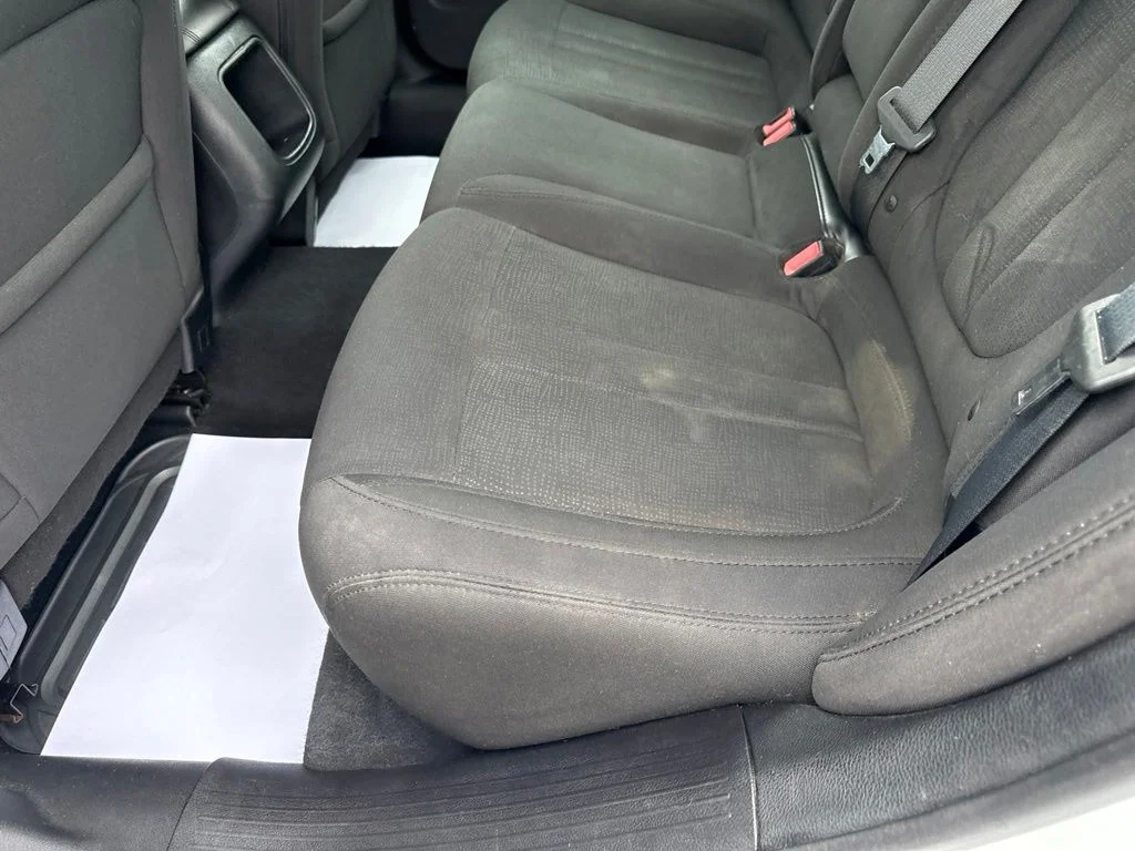 Used 2016 White Chrysler Limited image 29