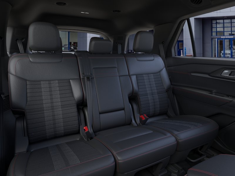 New 2026 Star White Metallic Tri-Coat Ford ST-Line image 11