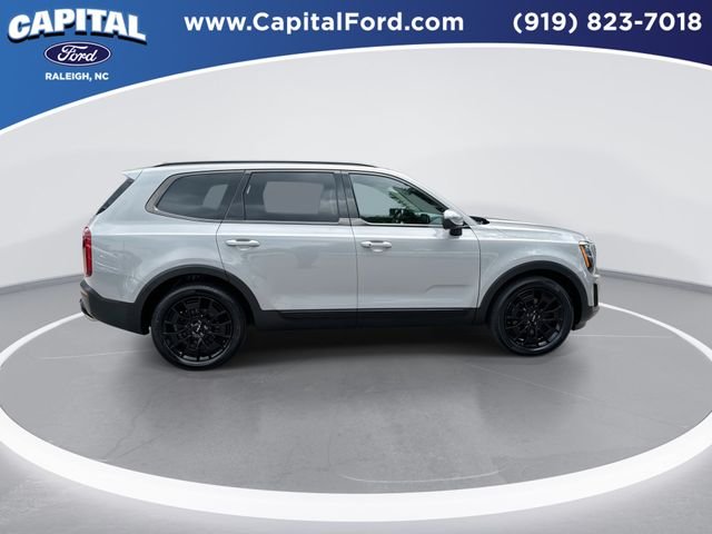 Used 2022 Gray Kia EX image 9