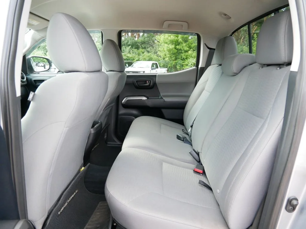 2016 Toyota Tacoma SR5 - Photo 11