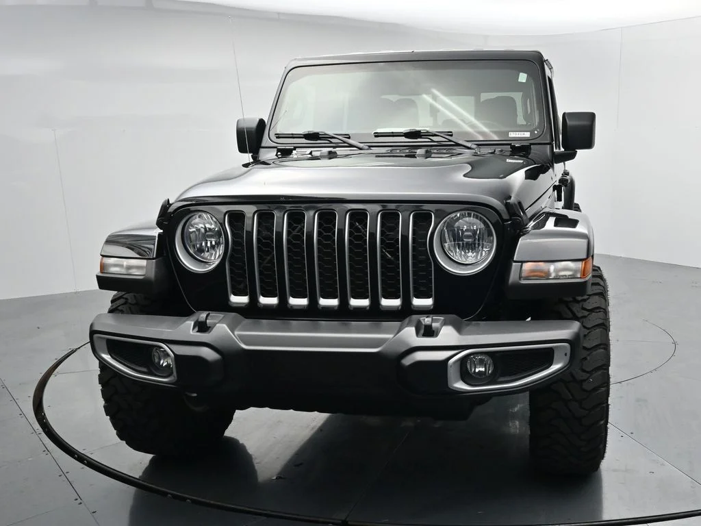 Used 2021 Black Jeep Overland image 3