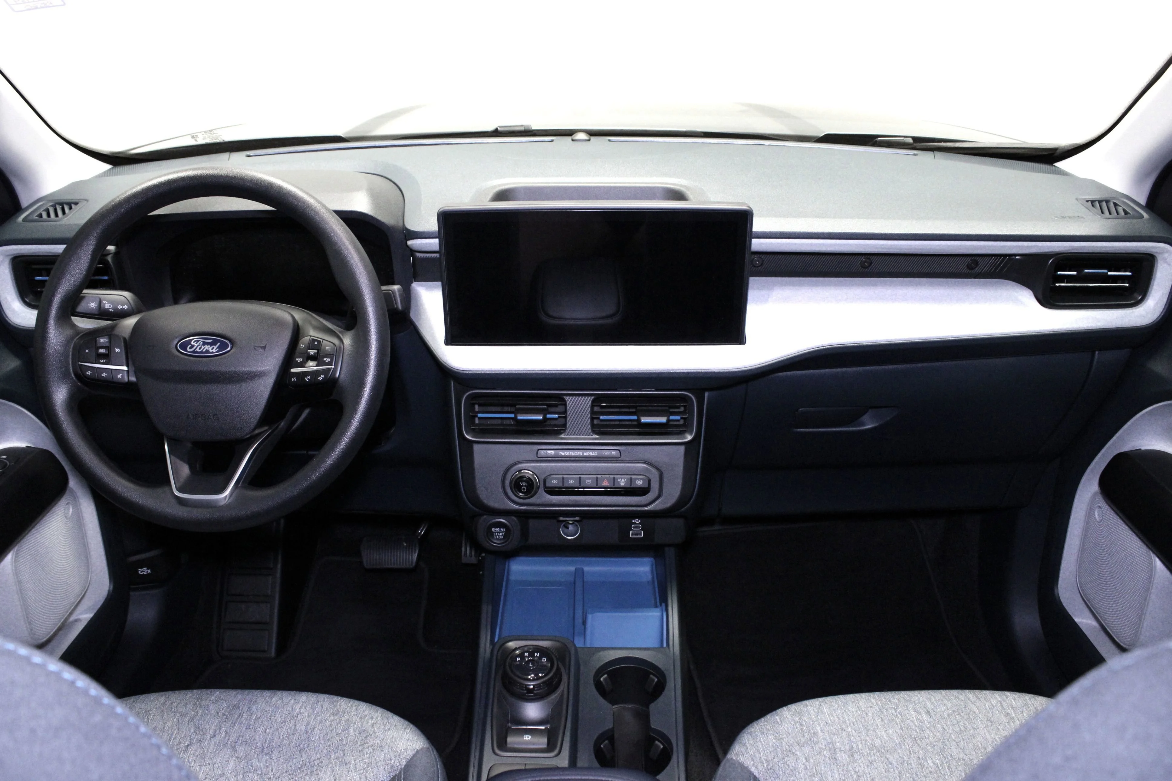 Used 2025 Gray Metallic Ford XLT image 19
