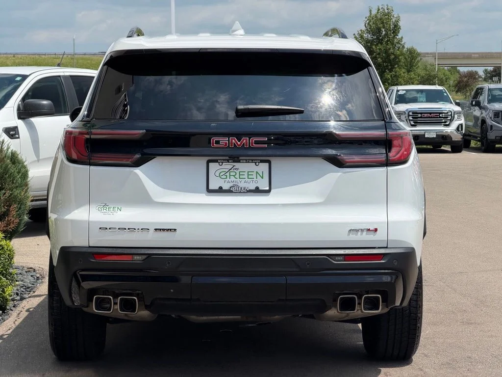 Used 2024 White GMC AT4 image 8