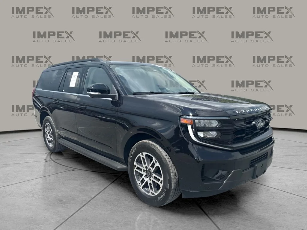 Used 2025 Black Ford Active image 4