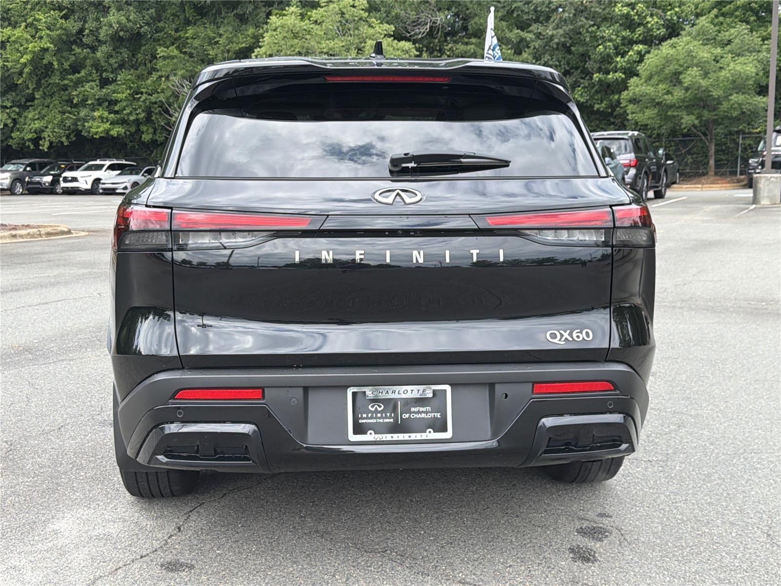 Used 2024 Mineral Black INFINITI PURE image 27