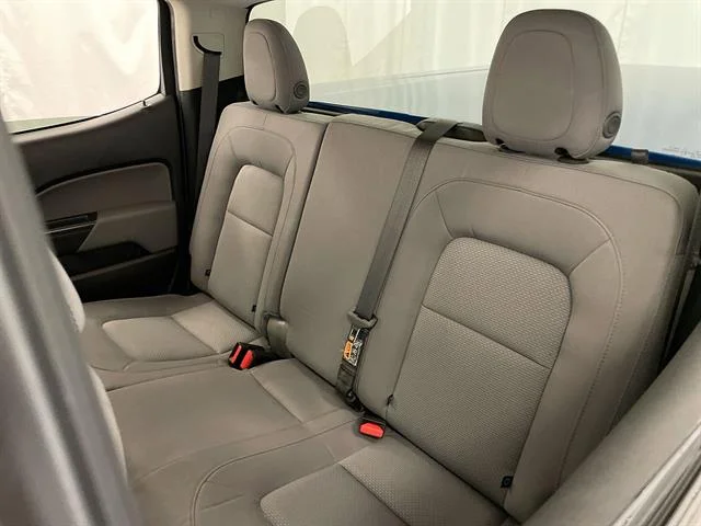 Used 2022 BLUE Chevrolet Work Truck image 19