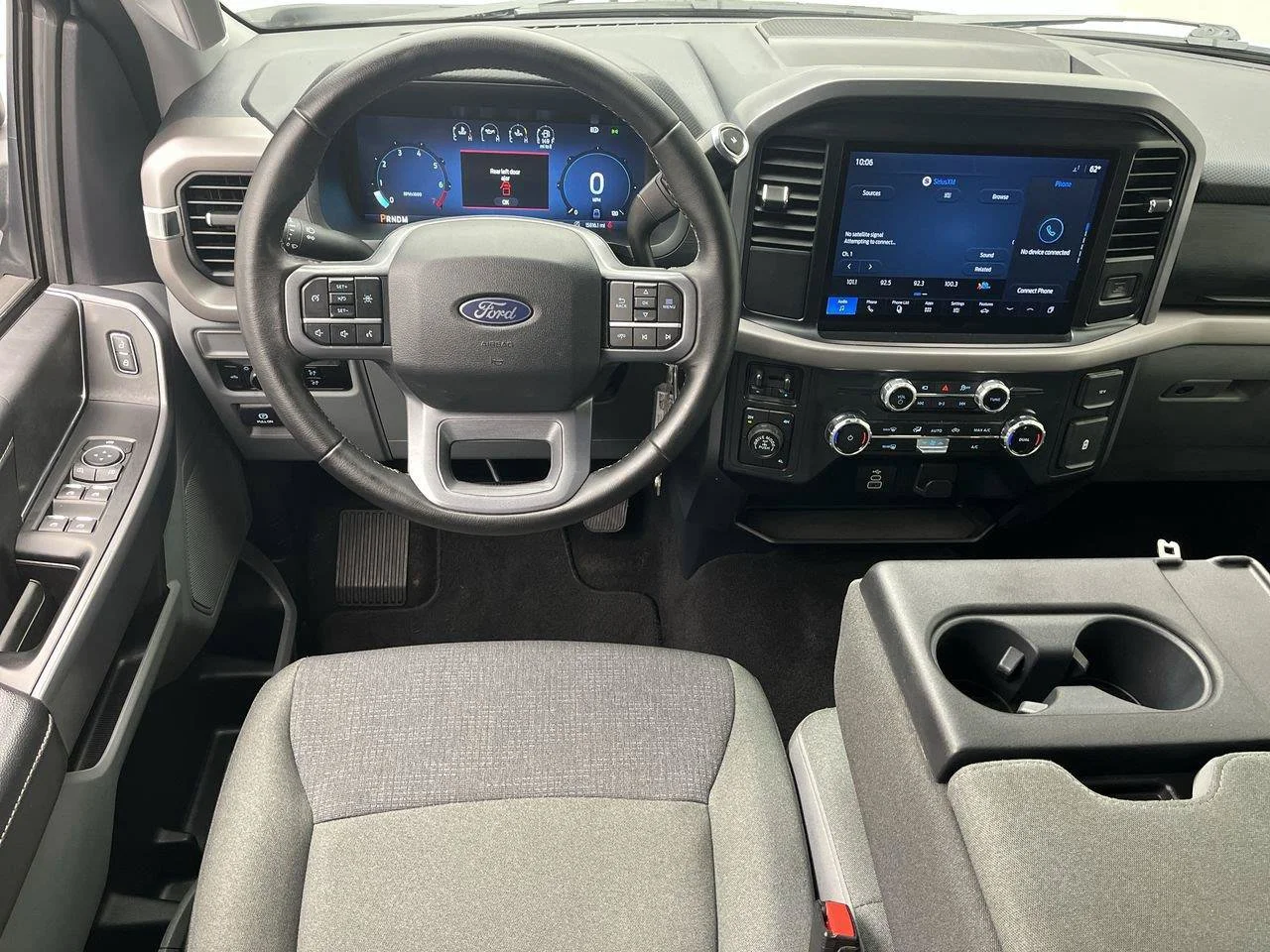 Used 2025 White Ford XLT image 13