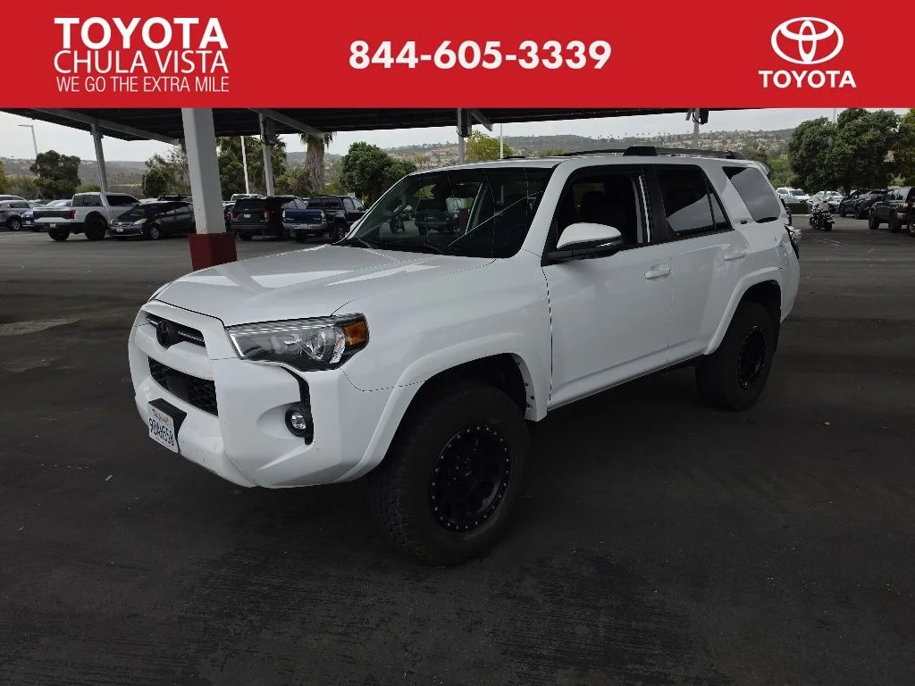 2022 Toyota 4Runner SR5 Premium 4WD V6's photo