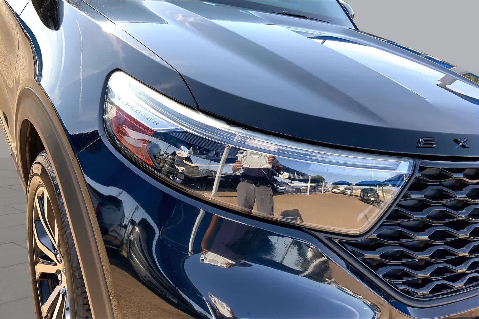 Used 2020 Agate Black Metallic Ford ST image 28