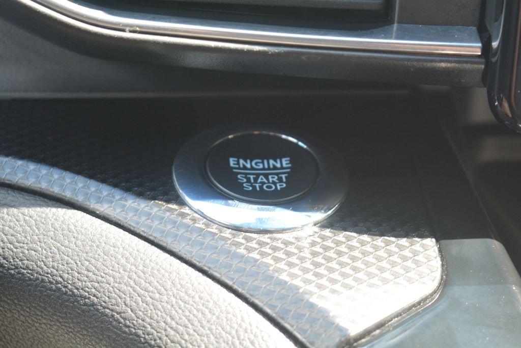Used 2023 Gray Ford ST-Line image 14