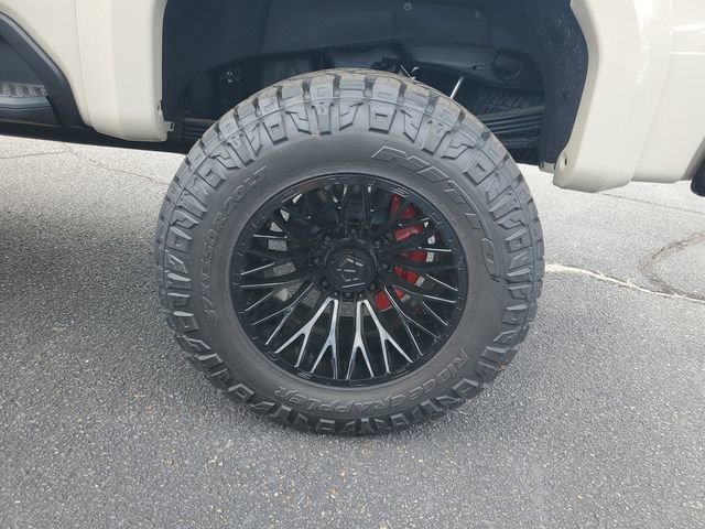 2026 GMC Sierra 2500HD AT4 - Photo 31