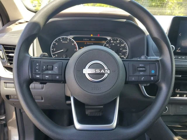 Used 2022 Gray Nissan SV image 20