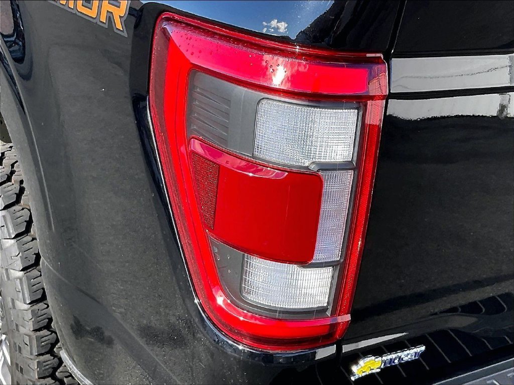 Used 2023 Black Ford XL image 34