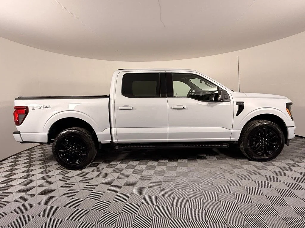 Used 2025 White Ford XLT image 7
